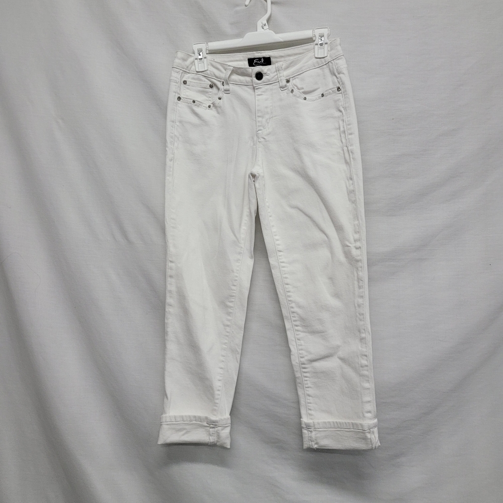 Earl Jean Capris